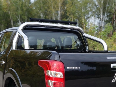 Защита кузова 76,1 мм со светодиодной фарой ТСС для Mitsubishi L200 2019-2021